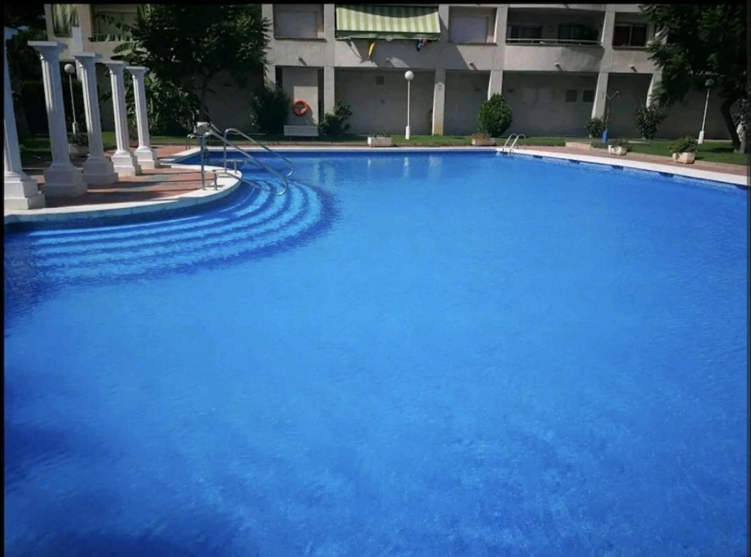 Bonito Apartamento Cerca De La Playa Salou Luaran gambar
