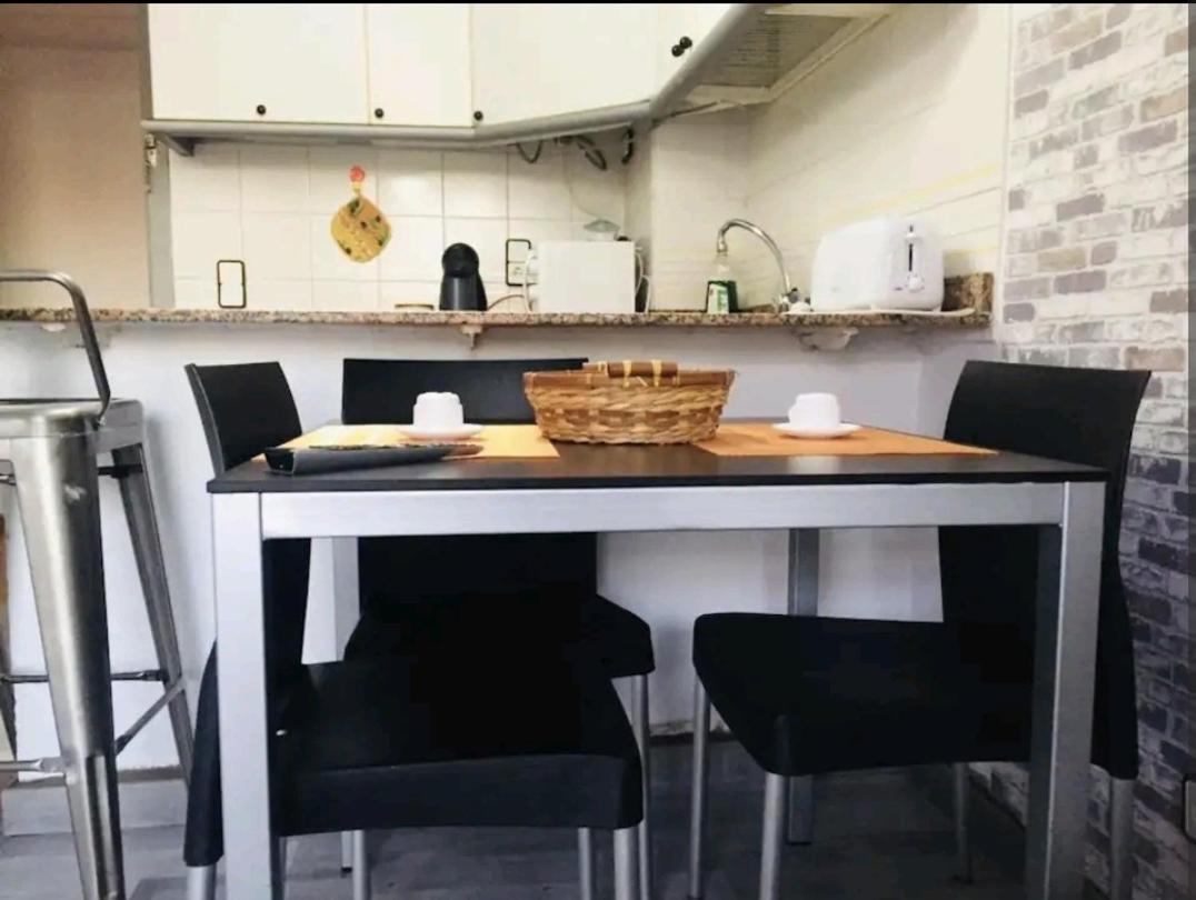 Bonito Apartamento Cerca De La Playa Salou Luaran gambar