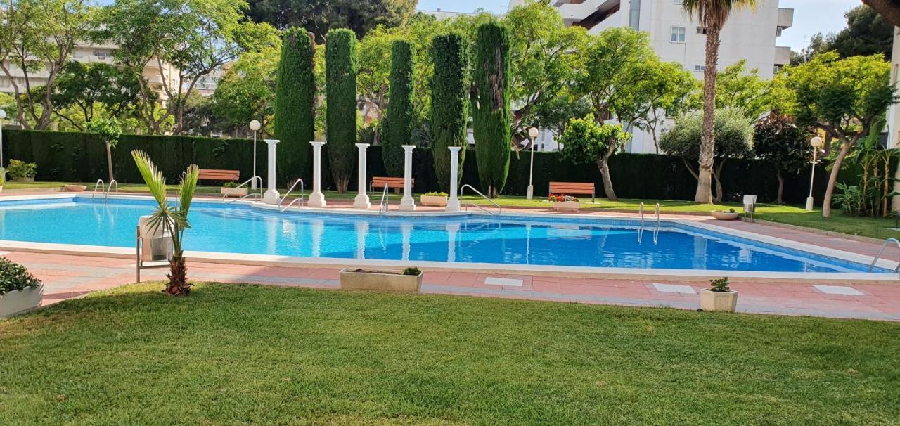 Bonito Apartamento Cerca De La Playa Salou Luaran gambar