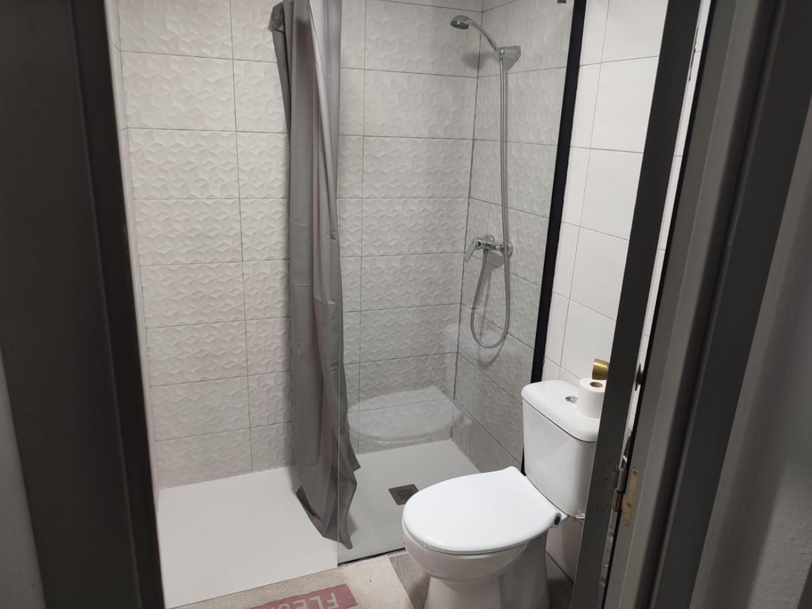 Bonito Apartamento Cerca De La Playa Salou Luaran gambar