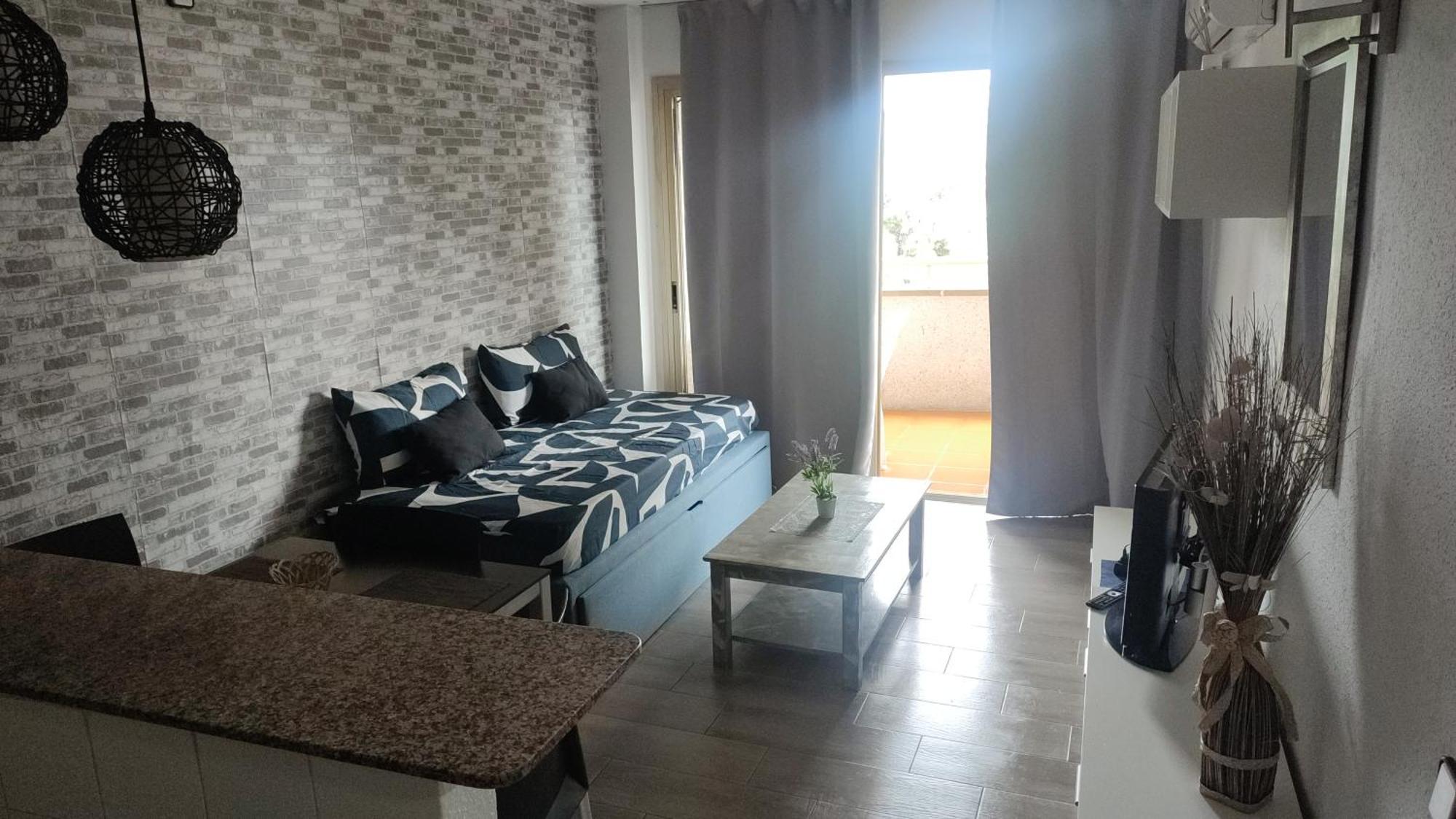 Bonito Apartamento Cerca De La Playa Salou Luaran gambar